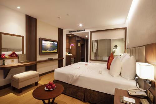 Regalia Gold Hotel
