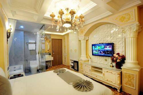 Hotel Alpha Bird Nha Trang - Managed By Rhm Group