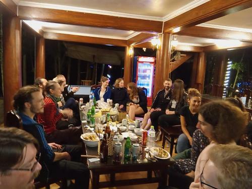 Bed & Breakfast Hang Mua Valley Homestay