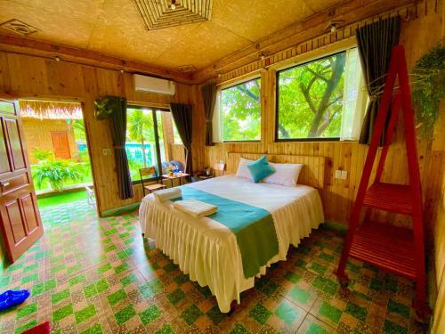 Hang Mua Bamboo Homestay