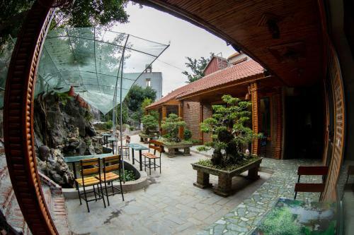 Trang An Mountainside Homestay
