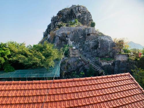 Trang An Mountainside Homestay