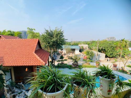 Trang An Mountainside Homestay