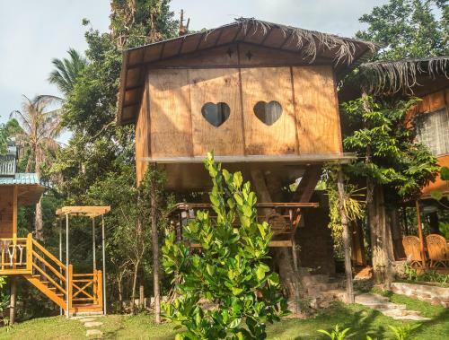 Hostal Phu Quoc Sen Lodge Bungalow Village