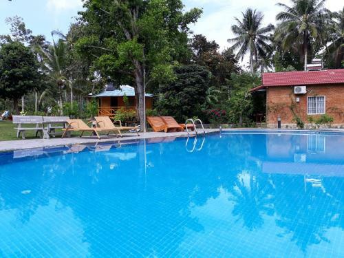 Hostal Phu Quoc Sen Lodge Bungalow Village