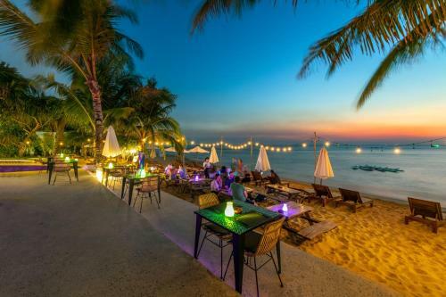 Hotel Sunset Beach Resort And Spa