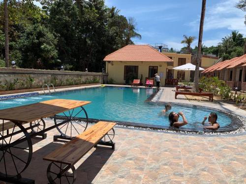 Hotel Sun & Wind Paradise Bungalow