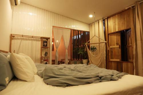 Rustic Couple House