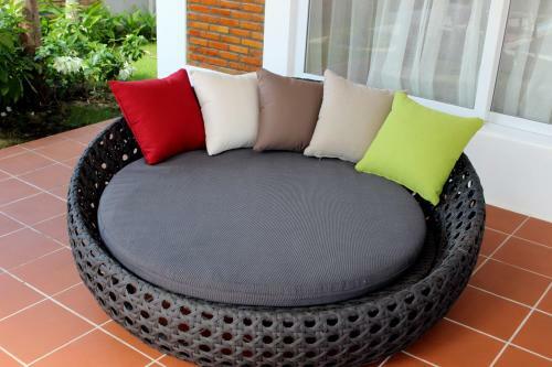 Hotel Famiana Green Villa
