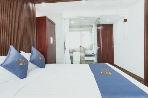 Kh�ch S?n Sea View Hotel