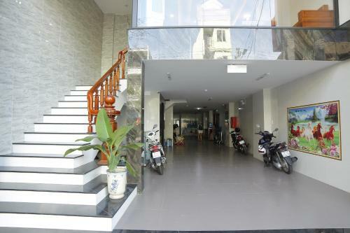 T�n Thi Hotel