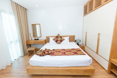 Queen Hotel Ho�ng Gia