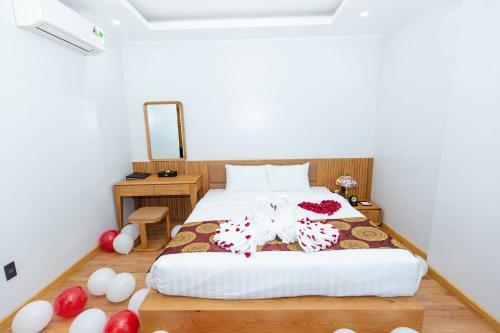 Queen Hotel Ho�ng Gia