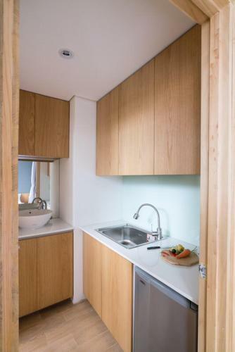 The Avis Apartments - Greathouse