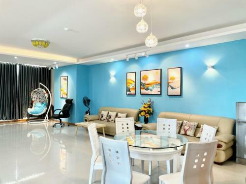 Coastal View - S?n Th?nh 2 Apartment