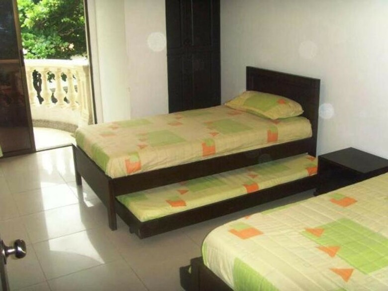 Aparta Hotel Roca Marina