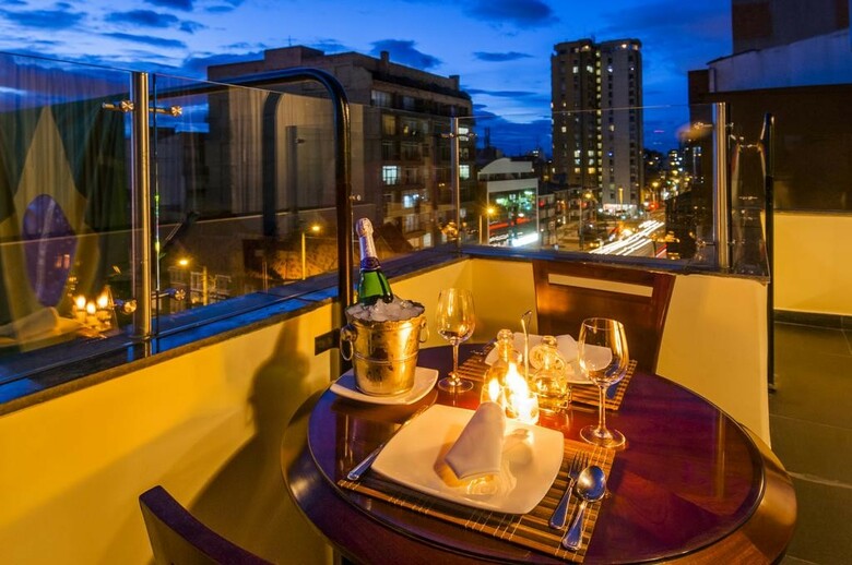 Hotel 51 Plaza