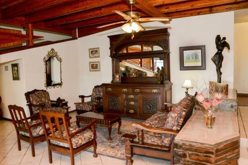 Hostal Voelroepersfontein