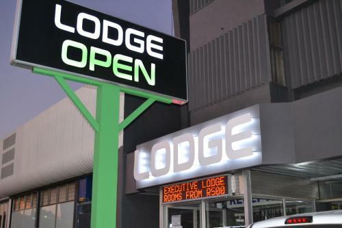 Executive Lodge