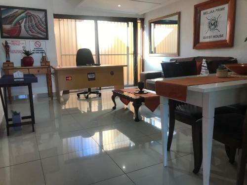 Hostal Meljaa Prime Guest House