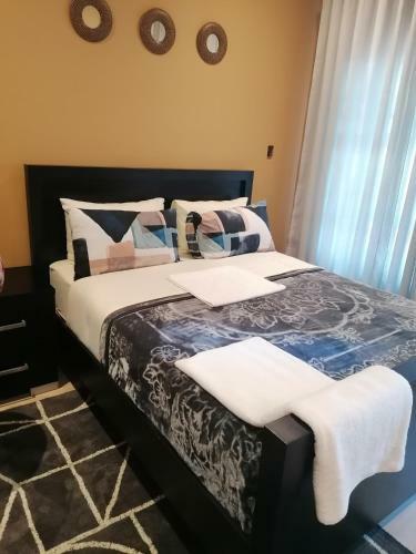Hostal More-inn Guest House