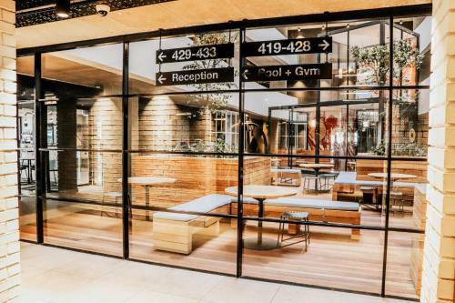 Apartamento Wex1 - Modern,wifi,netflix,gym,pool, Secure Parking