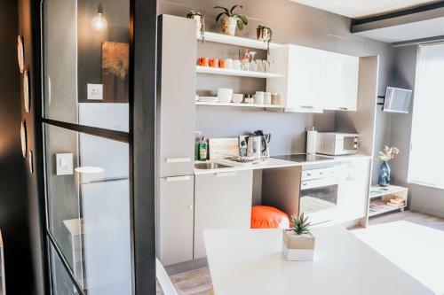 Apartamento Wex1 - Modern,wifi,netflix,gym,pool, Secure Parking