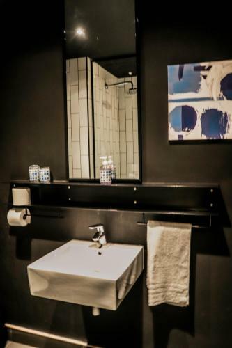 Apartamento Wex1 - Modern,wifi,netflix,gym,pool, Secure Parking