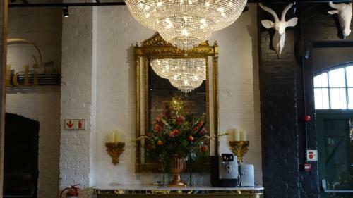 Signature Lux Hotel By Onomo, Waterfront