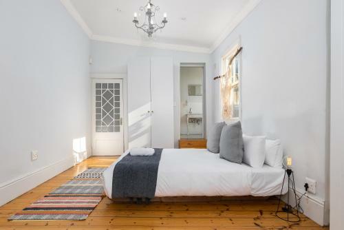 Cozy Townhouse In Perfect Location With Mountain Views