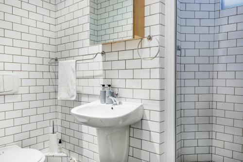 Atlantic Apartment With Bantry Bay Seaviews