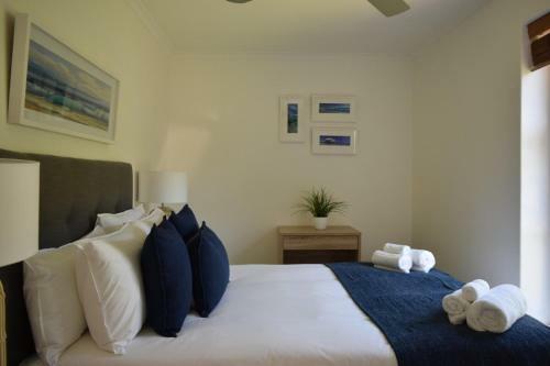 Breathtaking 3 Bedroom Apartment In Cape Town