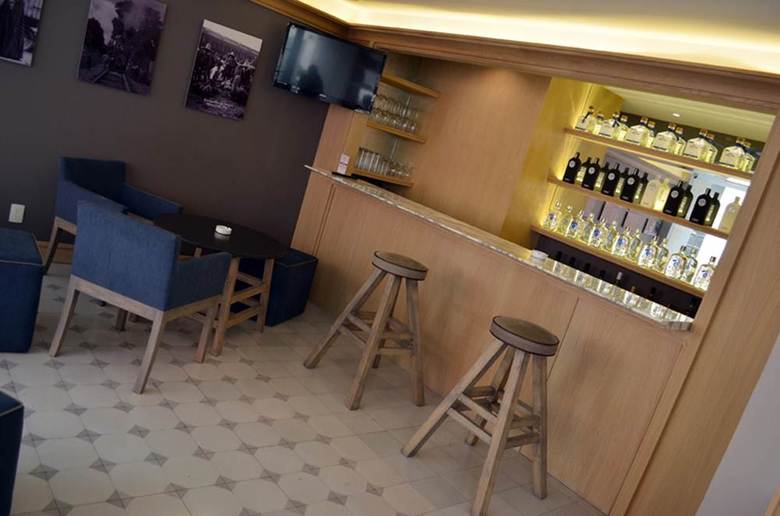 Hotel Plaza Revoluci�n
