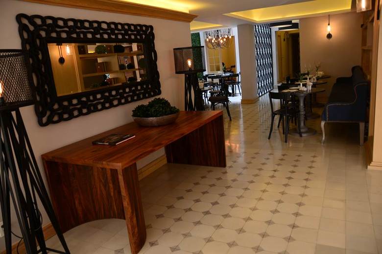 Hotel Plaza Revoluci�n