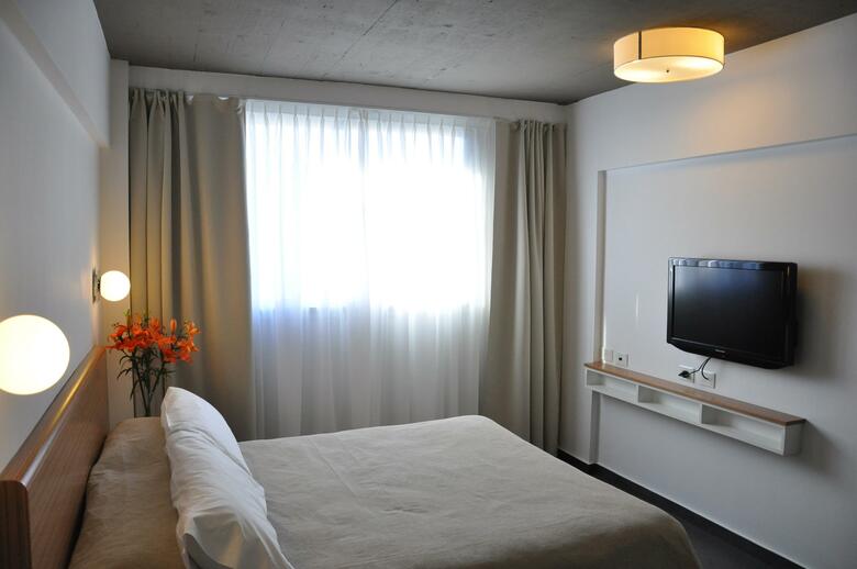 Hotel Roberta Rosa De Fontana Suites
