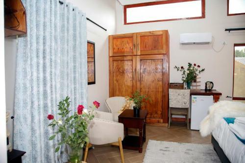 Hostal Travetel Or Tambo Airport