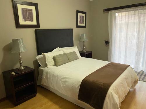 Hostal Tirisanommogo Guest House