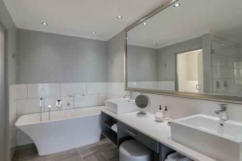 Hostal Somervreug Guesthouse