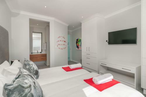 Pezula, A Piece Of Paradise -ar27