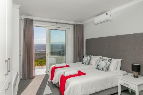 Pezula, A Piece Of Paradise -ar27