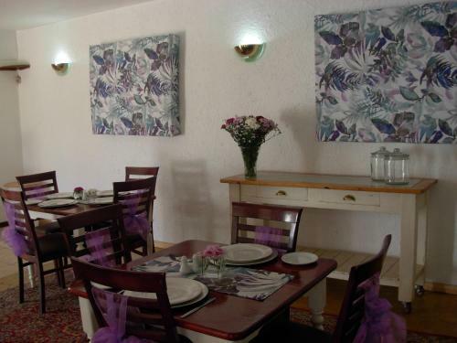 Jacaranda Self Catering Apartments