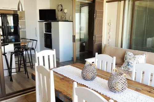 Moskombers Langebaan