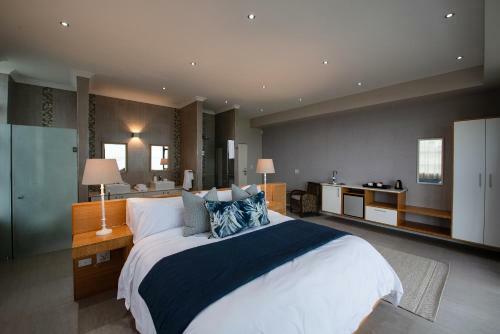 Shark Bay Hotel & Spa