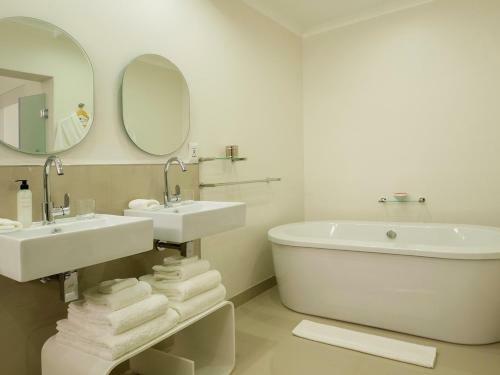 Knysna Holiday Home - Amazing Lagoon Views