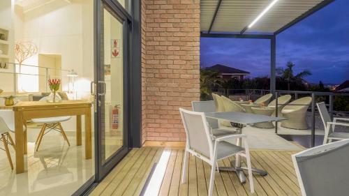 Knysna Holiday Home - Amazing Lagoon Views