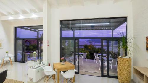 Knysna Holiday Home - Amazing Lagoon Views