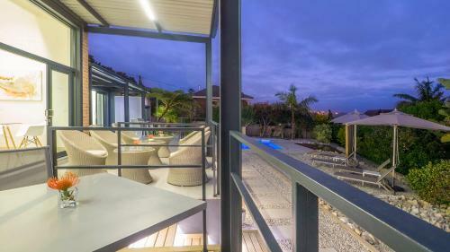 Knysna Holiday Home - Amazing Lagoon Views