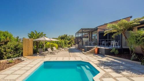 Knysna Holiday Home - Amazing Lagoon Views