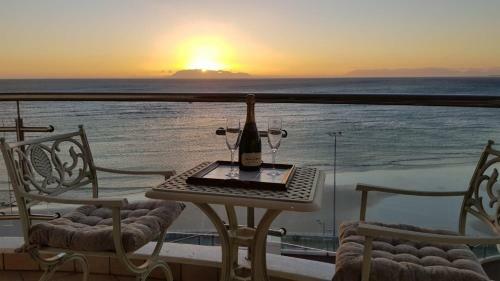 Apartamento Hibernian Towers 807, Beach Road, Strand