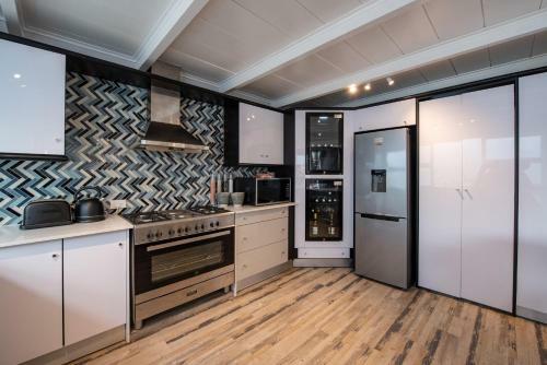 Hostal Salt Boutique Guesthouse